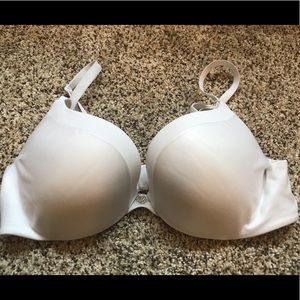 Victoria’s Secret White Push Up Bra